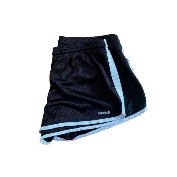🦋 Reebok y2k black and white Dolphin hem women's athletic shorts - Picture 3 of 7